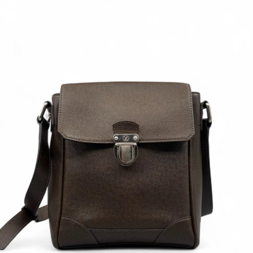 Louis Vuitton Messenger Calfskin Brown Louis Vuitton Messenger Calfskin Brown