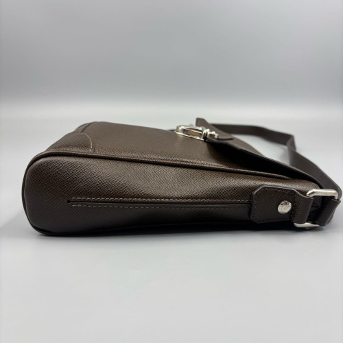 Louis Vuitton Messenger Calfskin Brown Louis Vuitton Messenger Calfskin Brown