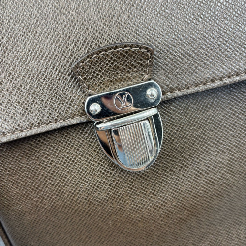 Louis Vuitton Messenger Calfskin Brown Louis Vuitton Messenger Calfskin Brown