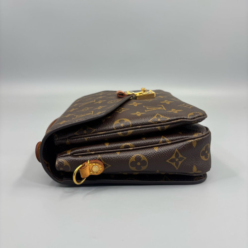 Louis Vuitton Pochette Metis Monogram Brown