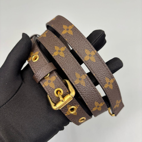 Louis Vuitton Pochette Metis Monogram Brown