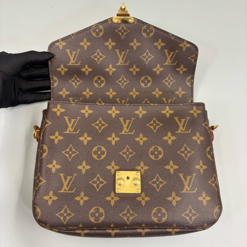 Louis Vuitton Pochette Metis Monogram Brown