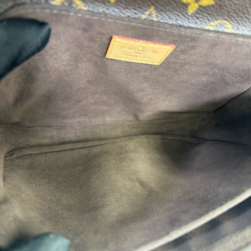Louis Vuitton Pochette Metis Monogram Brown