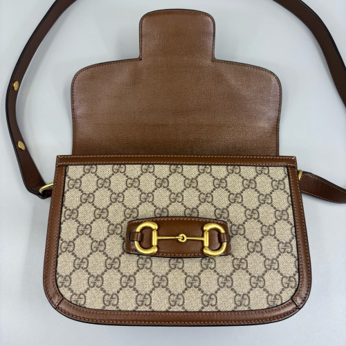Gucci Medium Horsebit 1955 GG Supreme Monogram Calfskin Brown Beige Gucci Medium Horsebit 1955 GG Supreme Monogram Calfskin Brown Beige