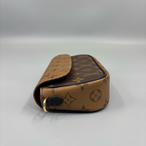 Louis Vuitton Ivy Wallet On Chain Reverse Monogram Brown Black