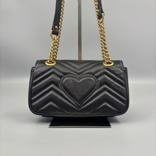 Gucci Chevron Mini GG Marmont Calfskin Black Gucci Chevron Mini GG Marmont Calfskin Black