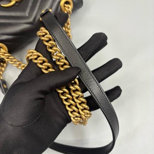 Gucci Chevron Mini GG Marmont Calfskin Black Gucci Chevron Mini GG Marmont Calfskin Black