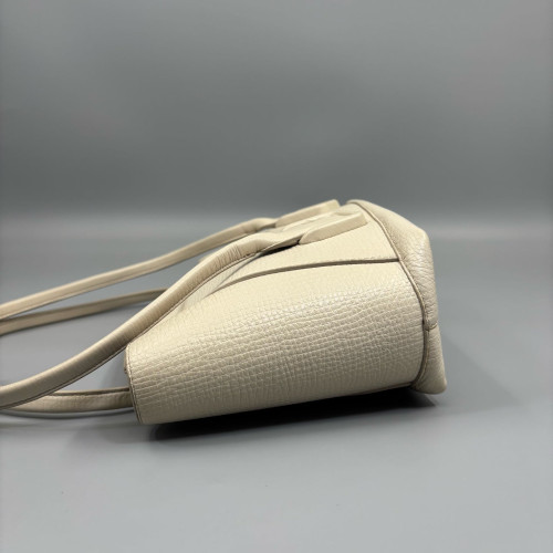 Bottega Veneta Small Arco Grained Calfskin White
