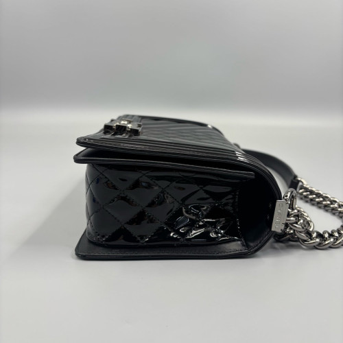 Chanel Quilted Medium Boy Flap Patent Calfskin Black