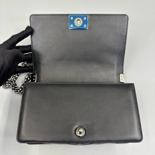 Chanel Quilted Medium Boy Flap Patent Calfskin Black