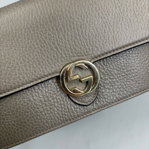 Gucci Interlocking G Chain Wallet Calfskin Grey