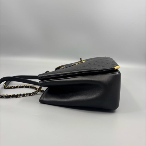 Chanel Quilted Medium Around The Corner Shopping Tote Calfskin Black