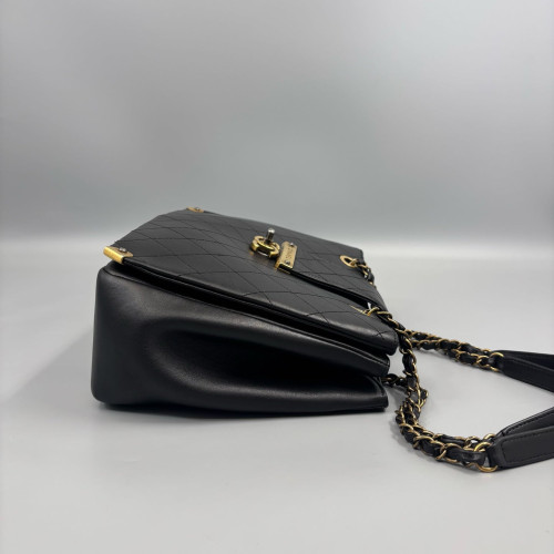 Chanel Quilted Medium Around The Corner Shopping Tote Calfskin Black
