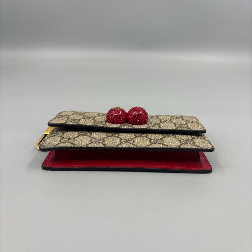 Gucci Mini Cherry Chain Wallet GG Supreme Monogram Beige Brown Red Gucci Mini Cherry Chain Wallet GG Supreme Monogram Beige Brown Red