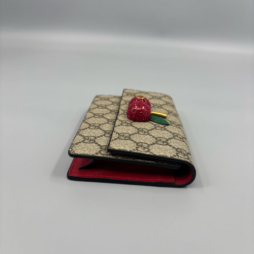 Gucci Mini Cherry Chain Wallet GG Supreme Monogram Beige Brown Red Gucci Mini Cherry Chain Wallet GG Supreme Monogram Beige Brown Red
