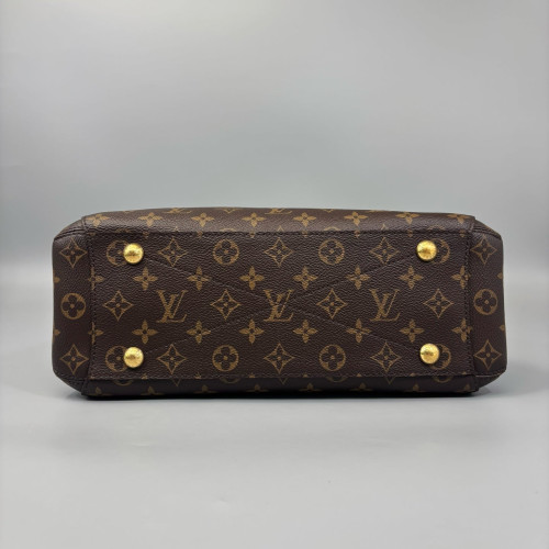 Louis Vuitton Montaigne MM Monogram Brown