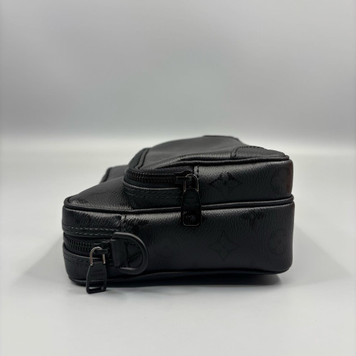 Louis Vuitton Nil Messenger Monogram Eclipse Black