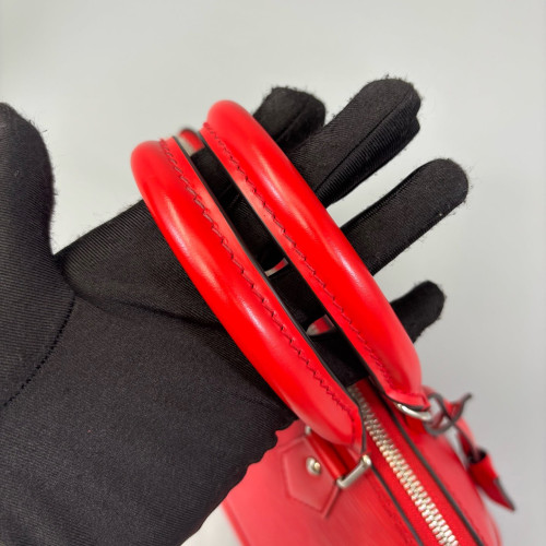 Louis Vuitton Alma PM Epi Red