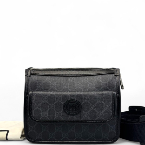 Gucci Messenger GG Supreme Monogram Black