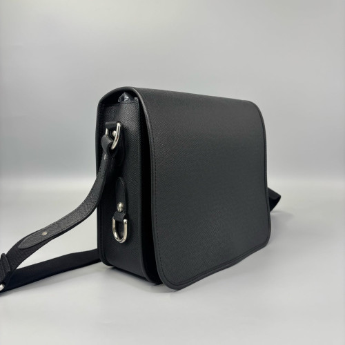 Louis Vuitton District Messenger Bag PM Calfskin Black