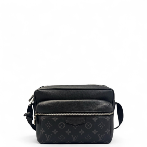 Louis Vuitton Outdoor Messenger PM Monogram Eclipse Black