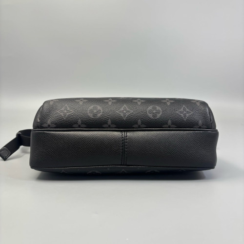 Louis Vuitton Outdoor Messenger PM Monogram Eclipse Black