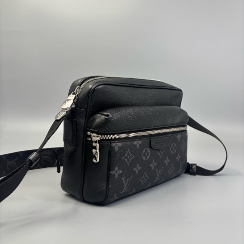 Louis Vuitton Outdoor Messenger PM Monogram Eclipse Black