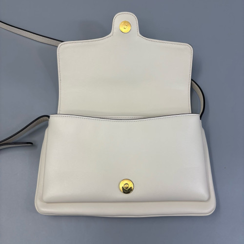 Gucci Small Arli Flap Shoulder Bag Calfskin White
