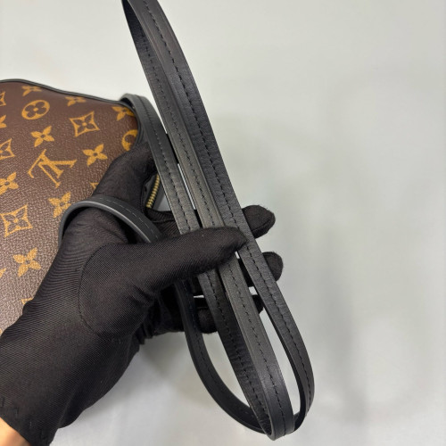 Louis Vuitton Saintonge Monogram Brown