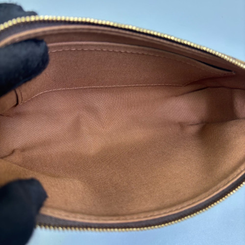 Louis Vuitton Pochette Accessories 22 Monogram Brown