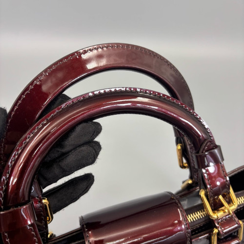 Louis Vuitton Melrose Avenue Handbag Vernis Amarante