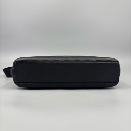 Louis Vuitton Calypso Messenger Bag MM Damier Infini Black