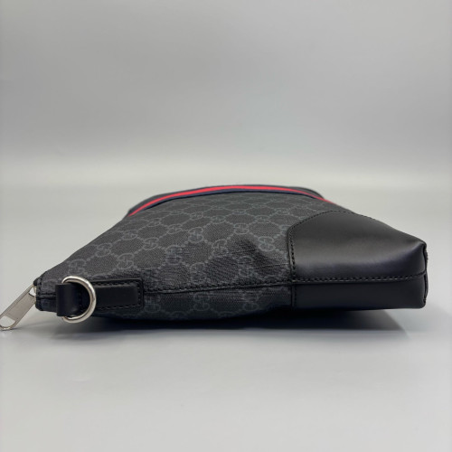 Gucci East-West Messenger GG Supreme Monogram Black