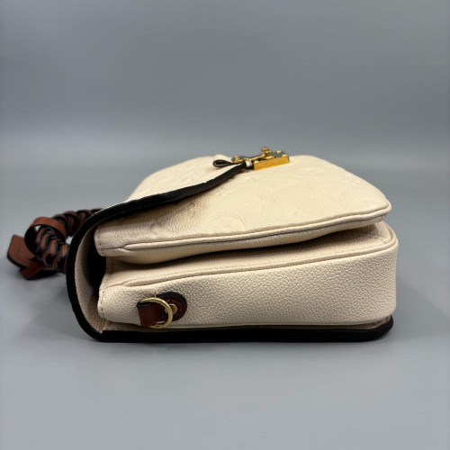 Louis Vuitton Pochette Metis Monogram Empreinte Beige Mystic White
