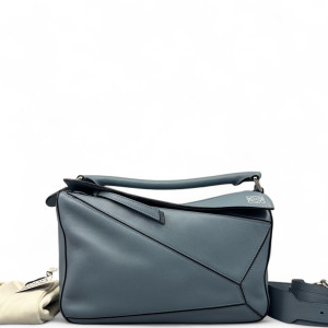 Loewe Medium Puzzle Calfskin Blue