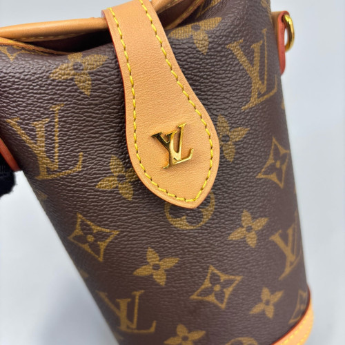 Louis Vuitton Fold Me Pouch Monogram Brown