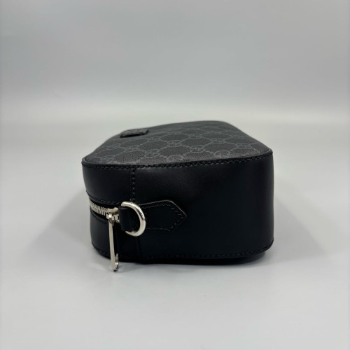 Gucci Camera Case GG Supreme Monogram Black