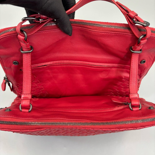 Bottega Veneta Shoulder Bag Calfskin Intrecciato Red