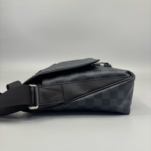 Louis Vuitton Messenger Damier Graphite Black