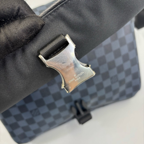 Louis Vuitton Messenger Damier Graphite Black