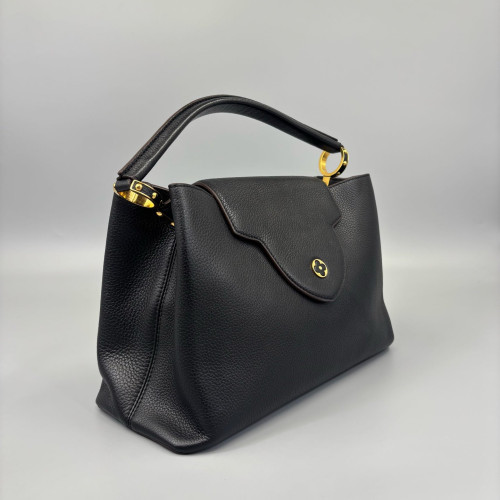Louis Vuitton Capucines MM Calfskin Black