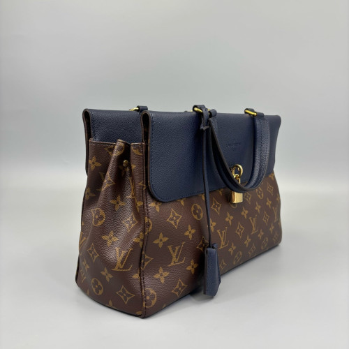 Louis Vuitton Venus Handbag Monogram Brown