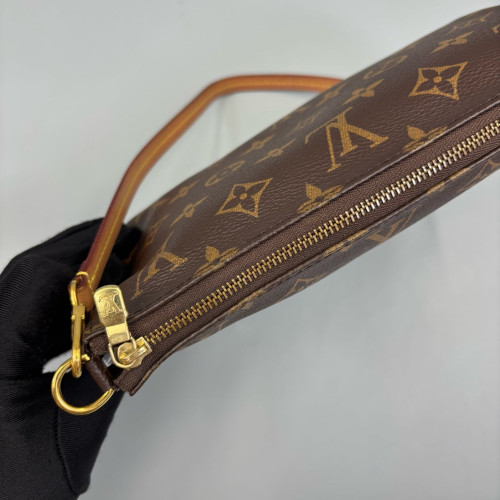Louis Vuitton Pochette Accessories 22 Monogram Brown