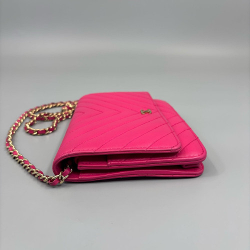 Chanel Chevron Quilted Wallet On Chain Calfskin Pink