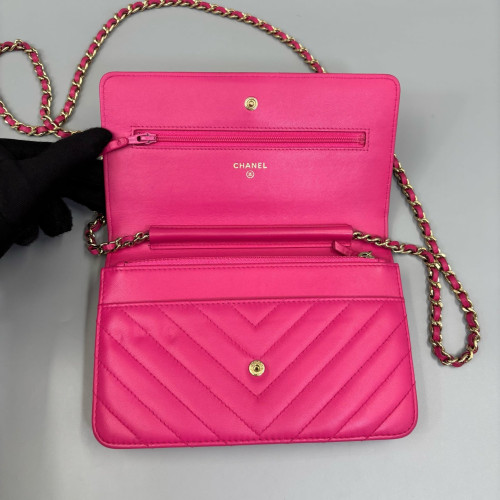 Chanel Chevron Quilted Wallet On Chain Calfskin Pink