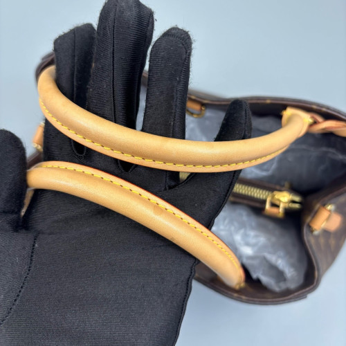 Louis Vuitton Montaigne MM Monogram Brown