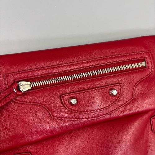 Balenciaga Clutch Calfskin Red