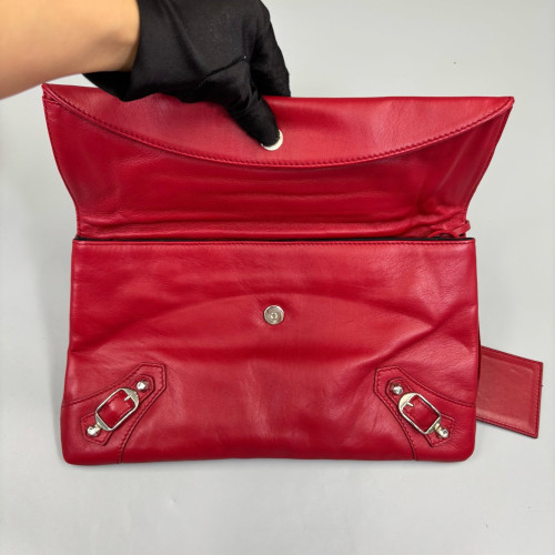 Balenciaga Clutch Calfskin Red