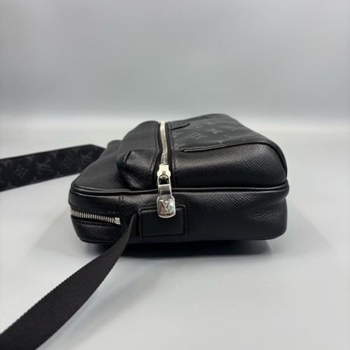 Louis Vuitton Messenger Monogram Eclipse Black