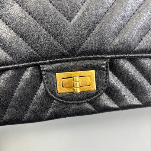 Chanel Chevron Quilted 2.55 225 Reissue Double Flap Calfskin Black